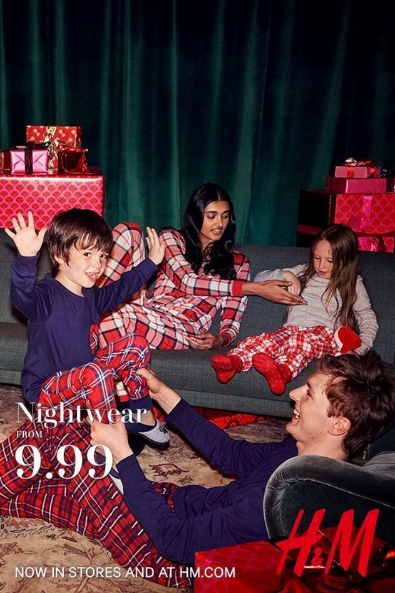 Pourquoi les publicités de Noël misent sur les valeurs traditionnelles dites « old money » ?