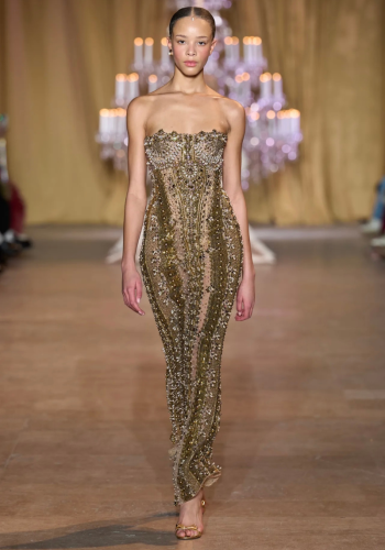 Défilé Zuhair Murad SS 2026 : quand la couture illumine l’hiver