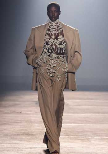 Mugler SS 2026 : un nouveau chapitre pour la maison